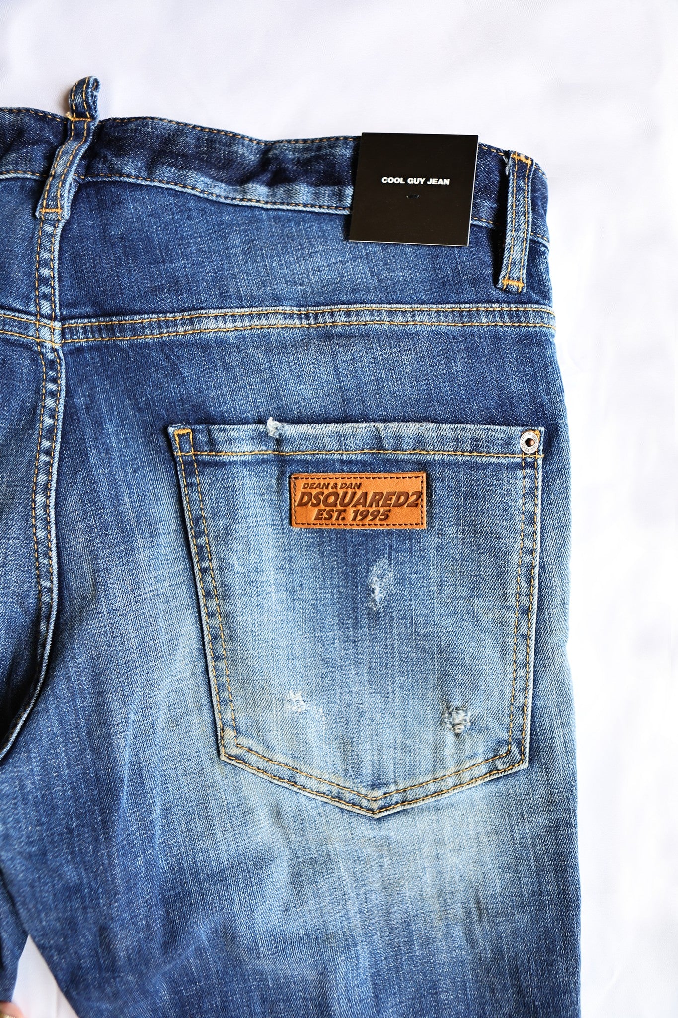 DSQUARED2 24SS COOL GUY S74LB1585