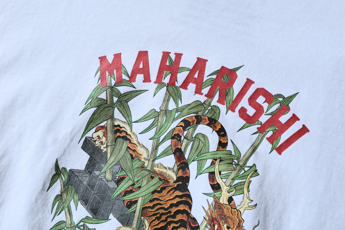 MAHARISHI 1280 TAKE TORA T-SHIRT : WHITE