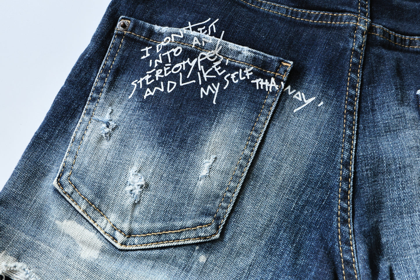 DSQUARED2 D2 22SS SKINNY DAN S71LB1015
