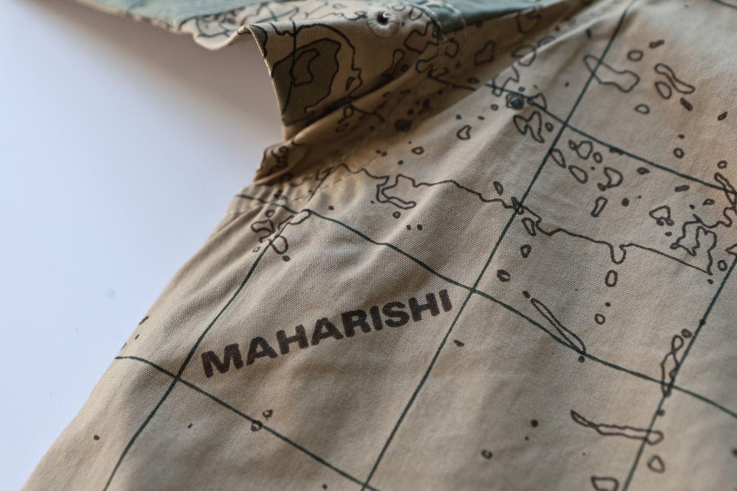 MAHARISHI 5226 CONTOUR TREK SHIRT DESERT