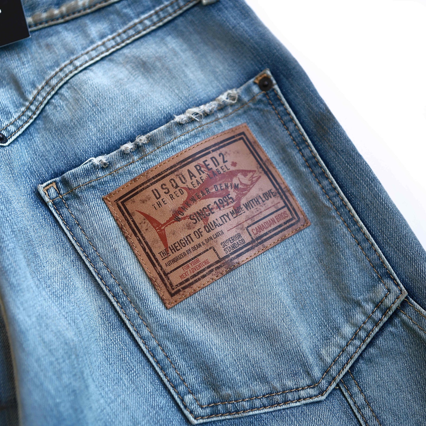 DSQUARED2 LOOSE JEAN S74LB1667