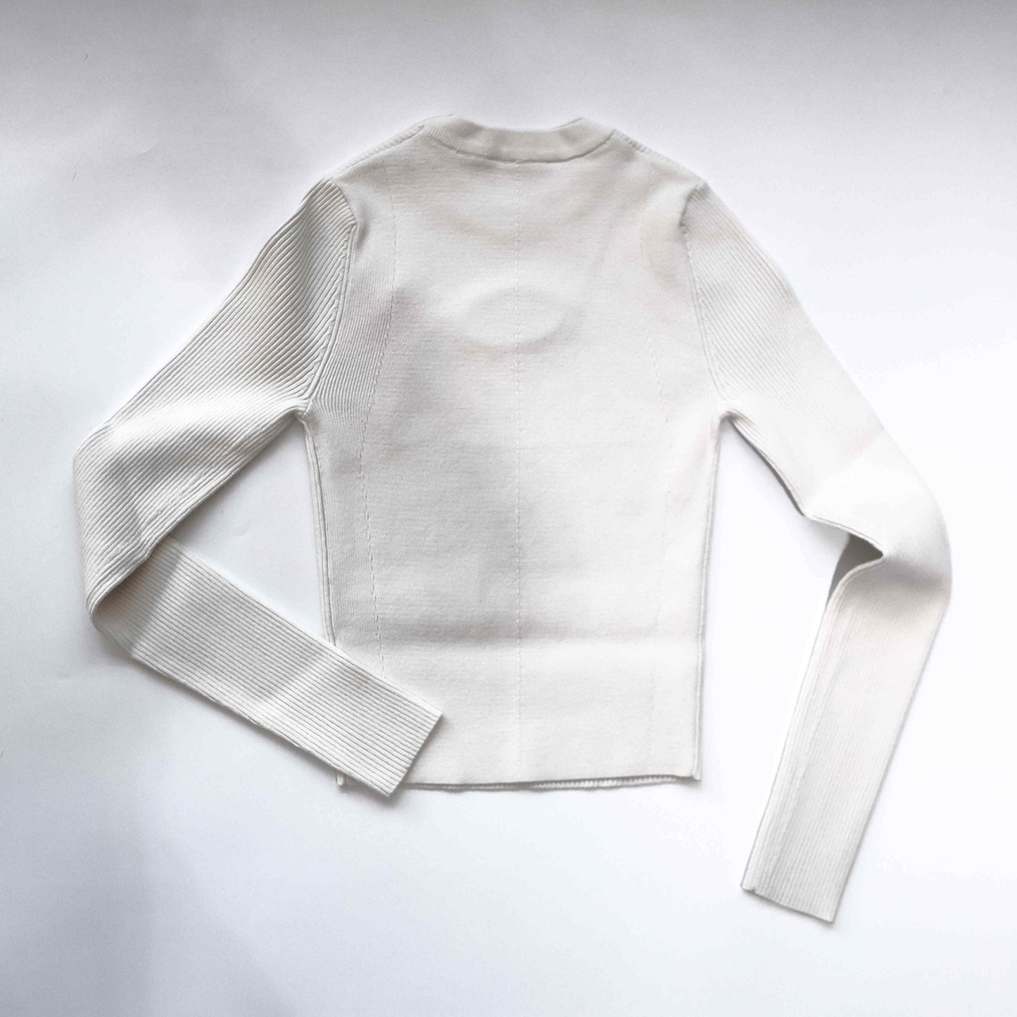M-VALARY KNITWEAR