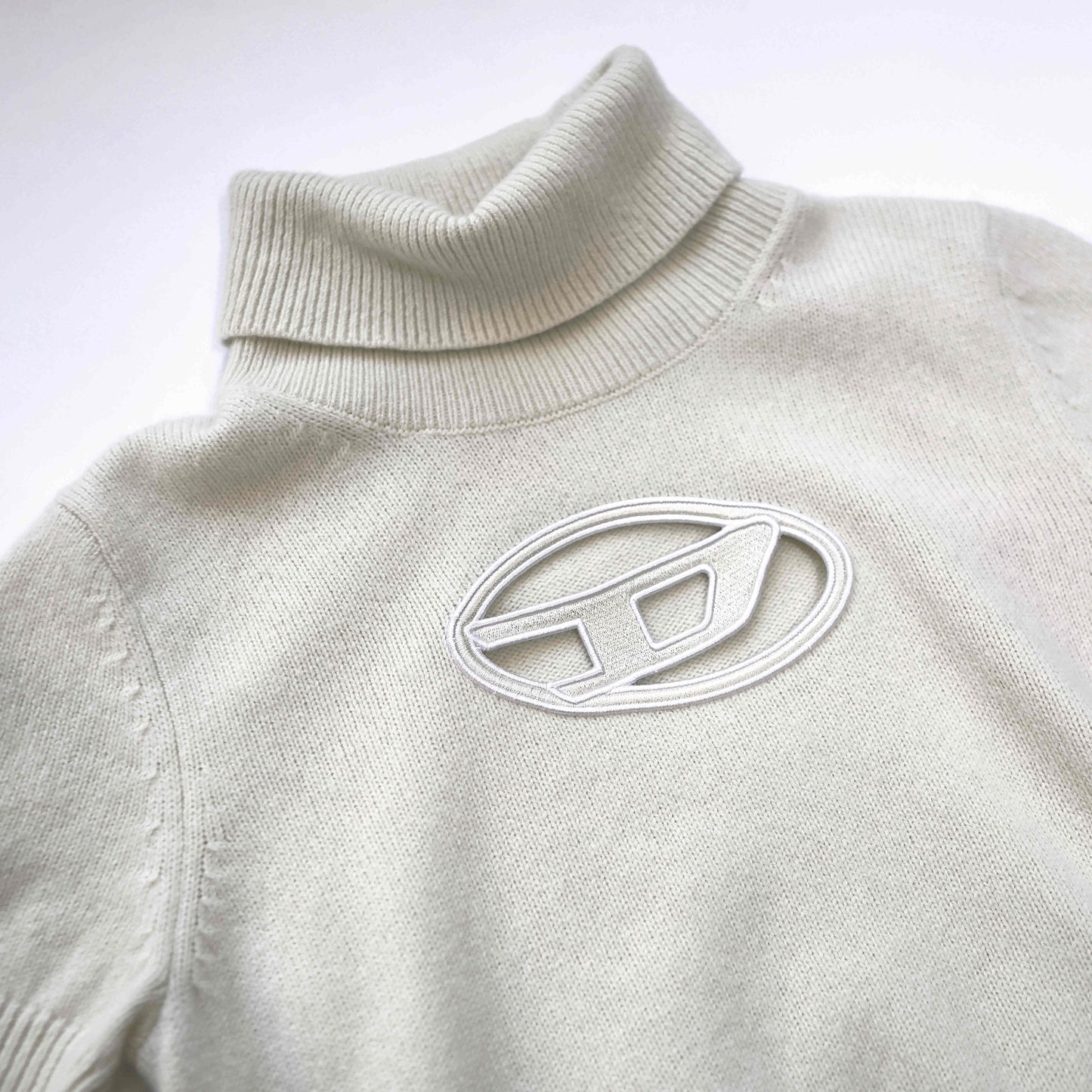 M-ARGARET KNITWEAR 5KM