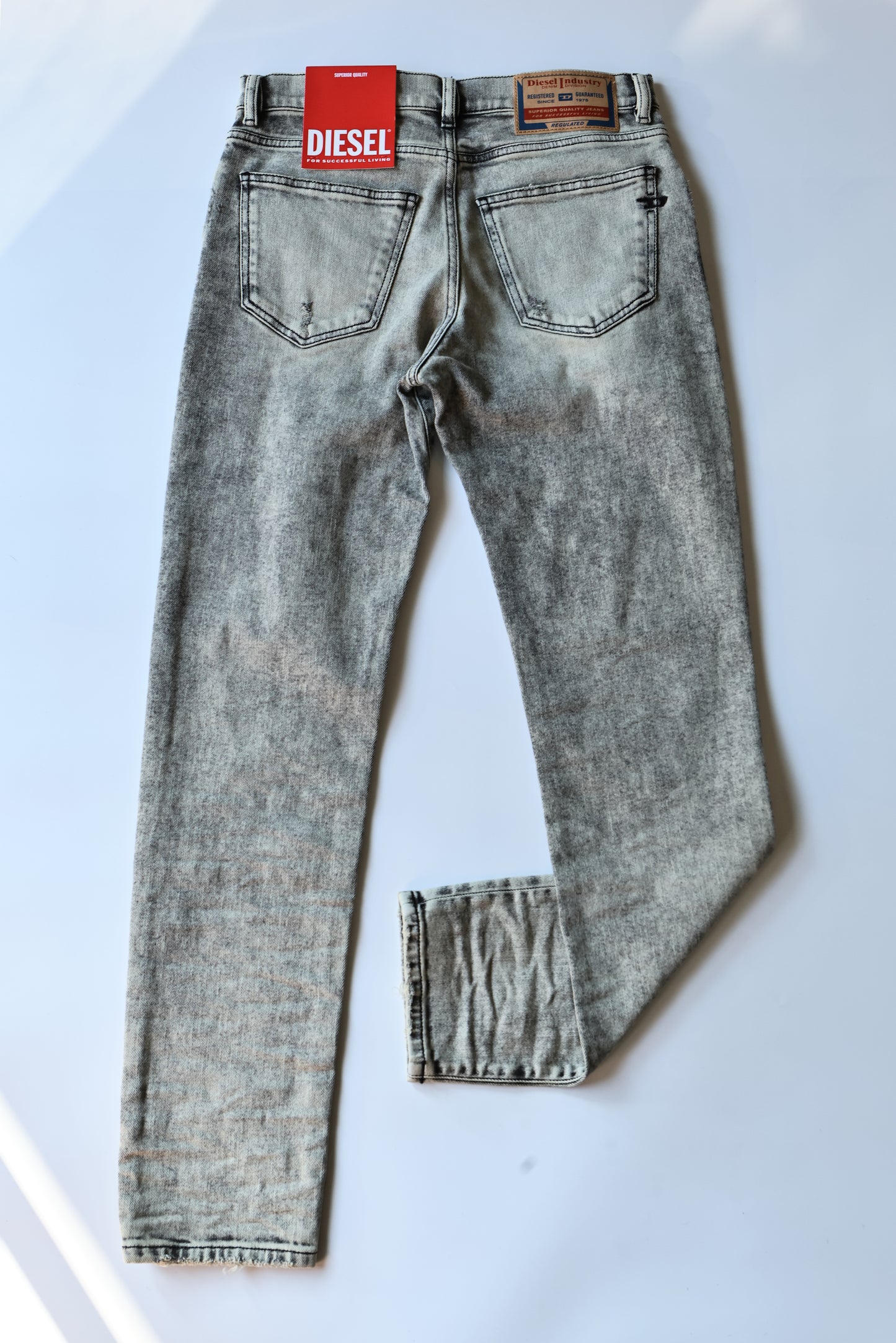 DIESEL 24SS D-STRUKT 09H56