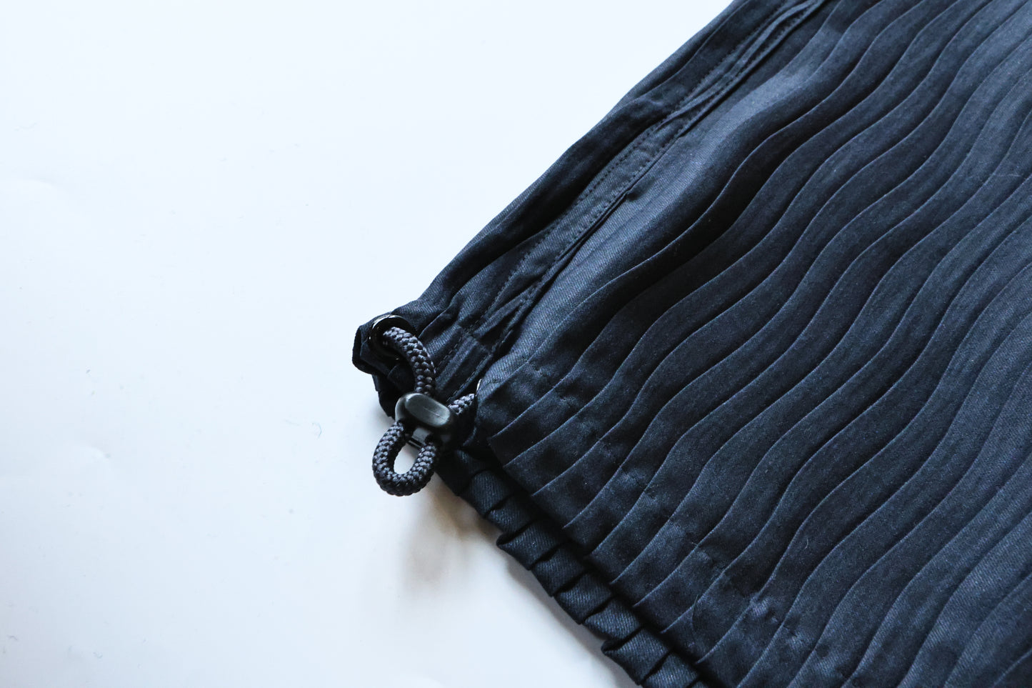 FDMTL 24FA FA24/PN15 PLEATED CARGO PANTS NAVY