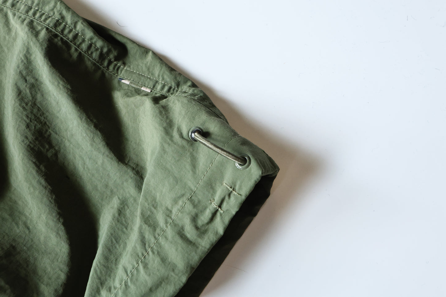 MAHARISHI 5040 VEG-DYED CARGO TRACK PANTS OLIVE