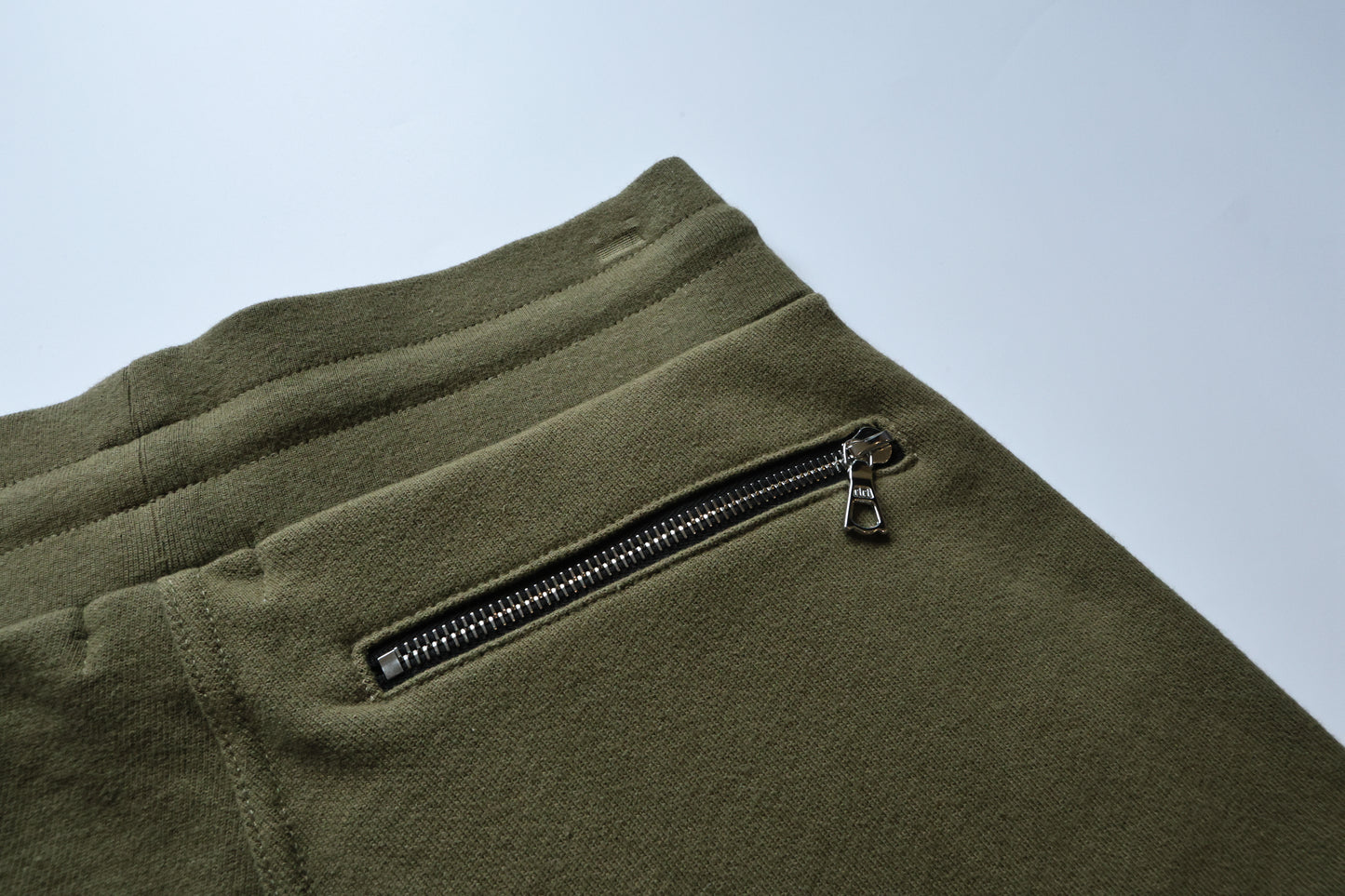 JOHN ELLIOTT ESCOBAR SWEATPANTS LIEUTENANT