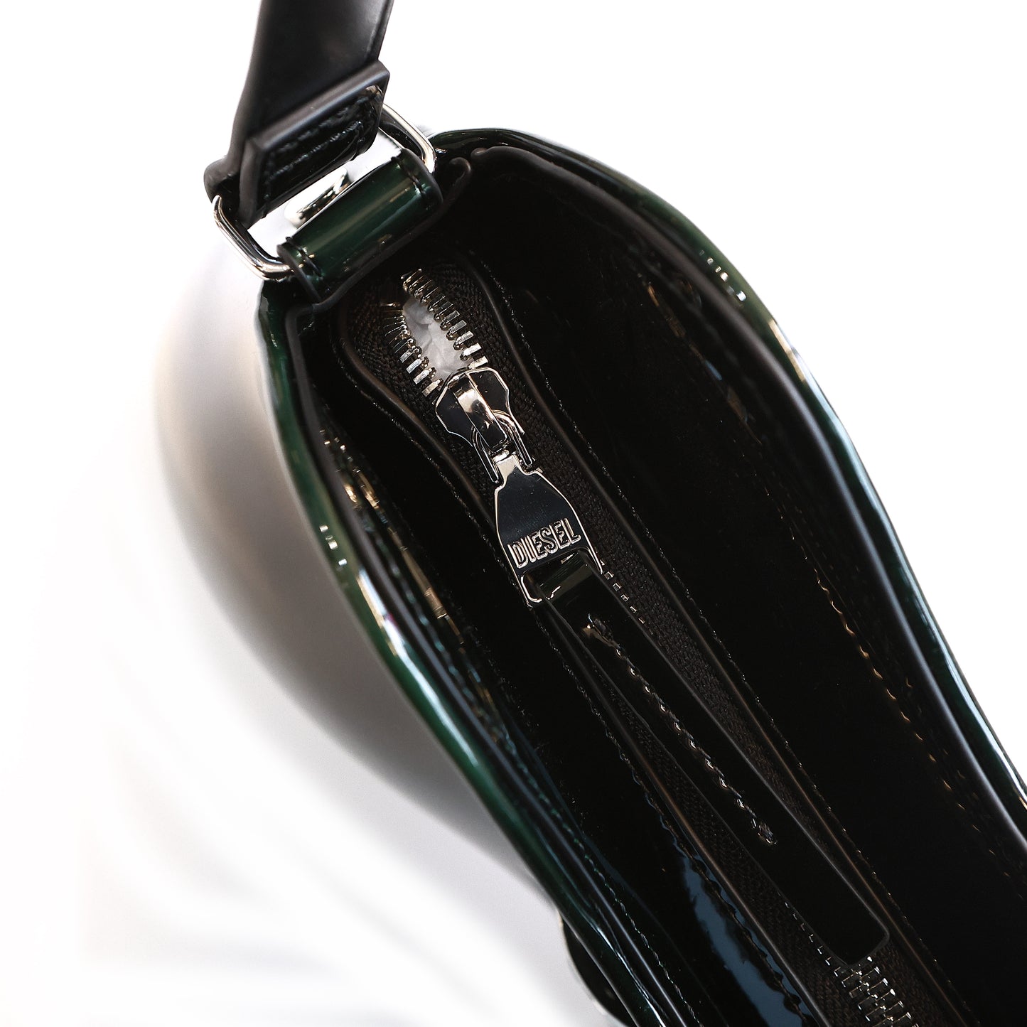 DIESEL SHOULDER BAG H0672