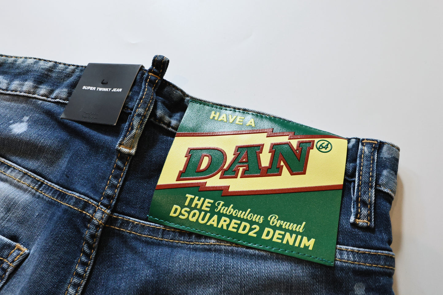 DSQUARED2 SUPER TWINKY S74LB1177