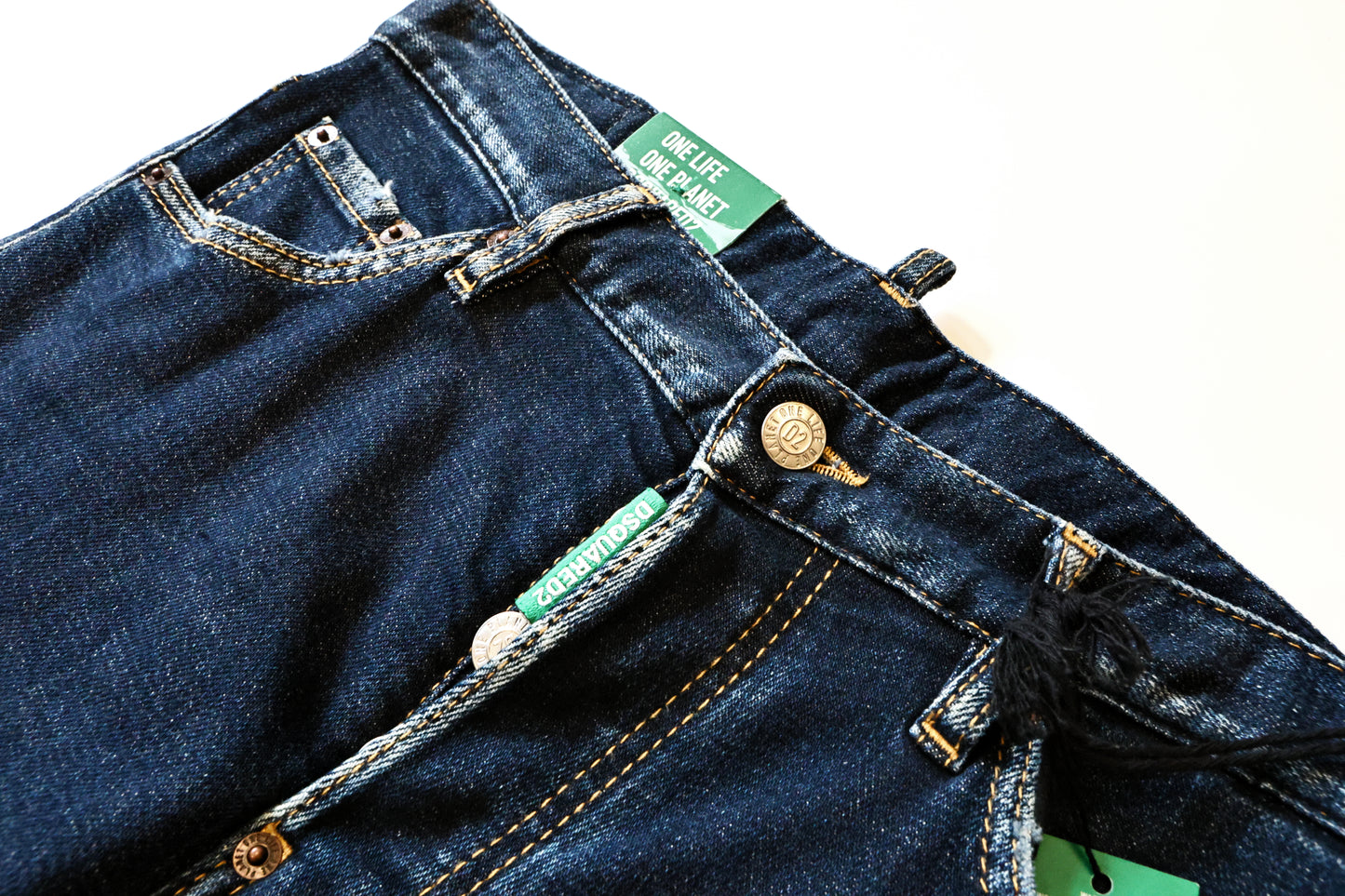 DSQUARED2 COOL GUY S78LB0074