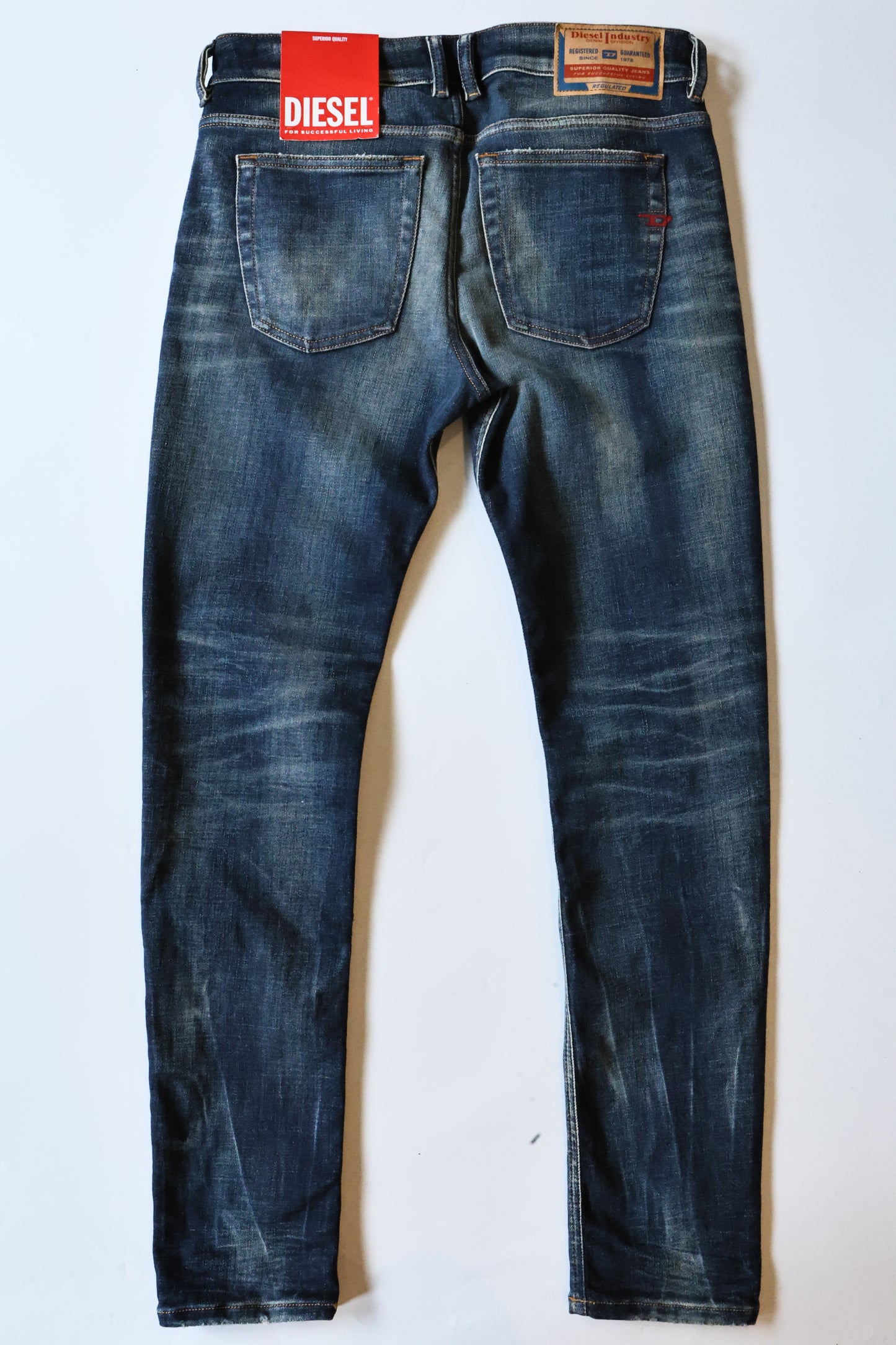 DIESEL 24SS SLEENKER 09H77