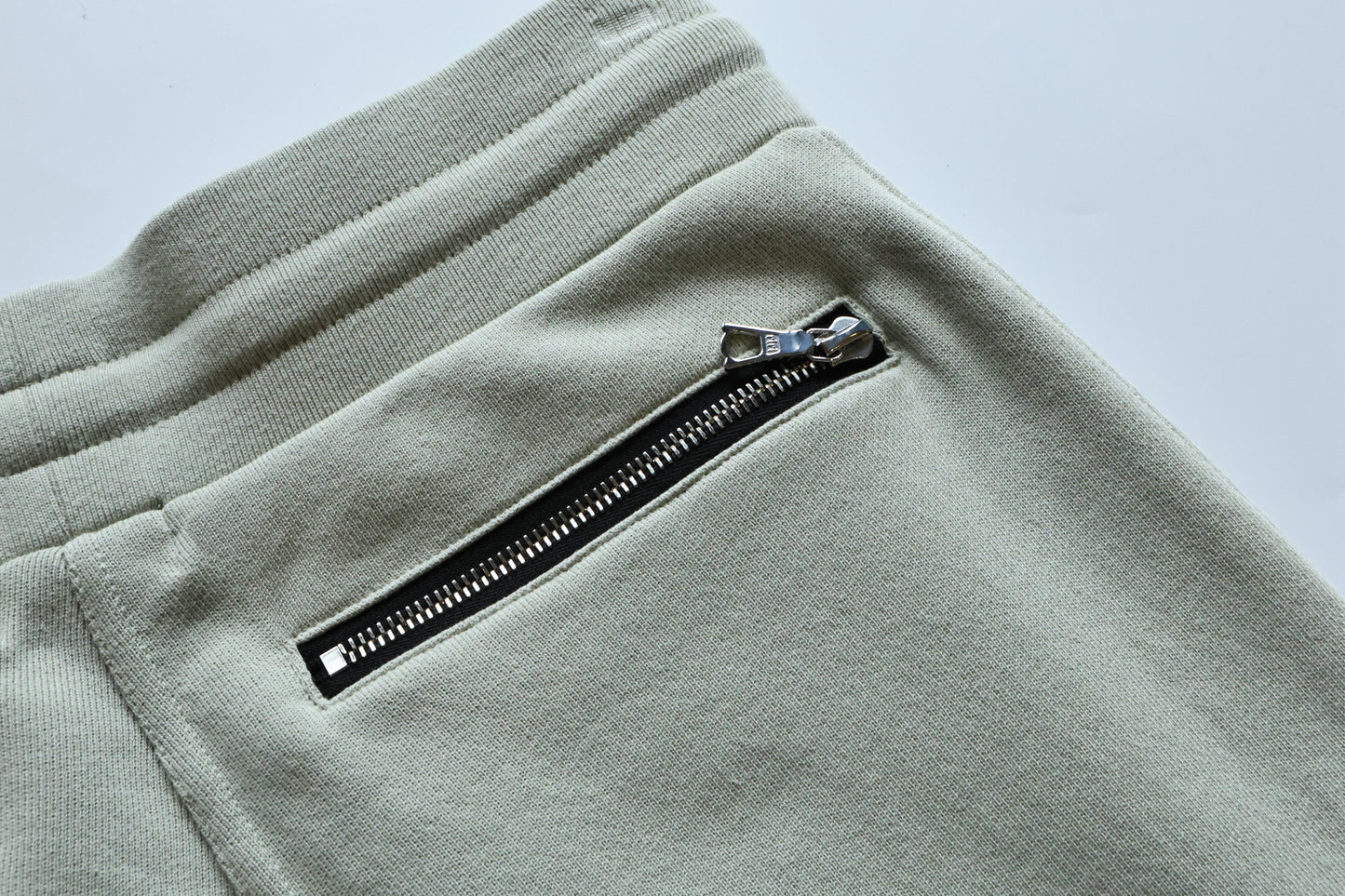 JOHN ELLIOTT ESCOBAR SWEATPANTS LICHEN