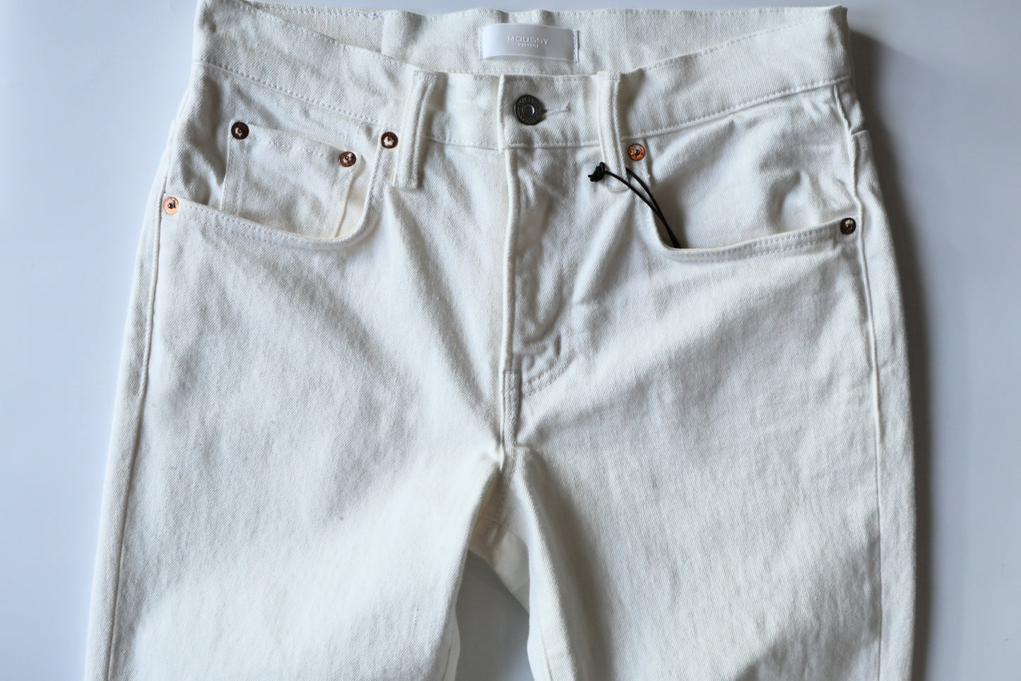 MVM AKRON SKINNY WHT 541GSC12-3010