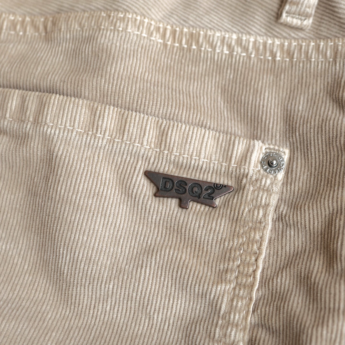 DSQUARED2 LOOSE JEAN S74LB1783