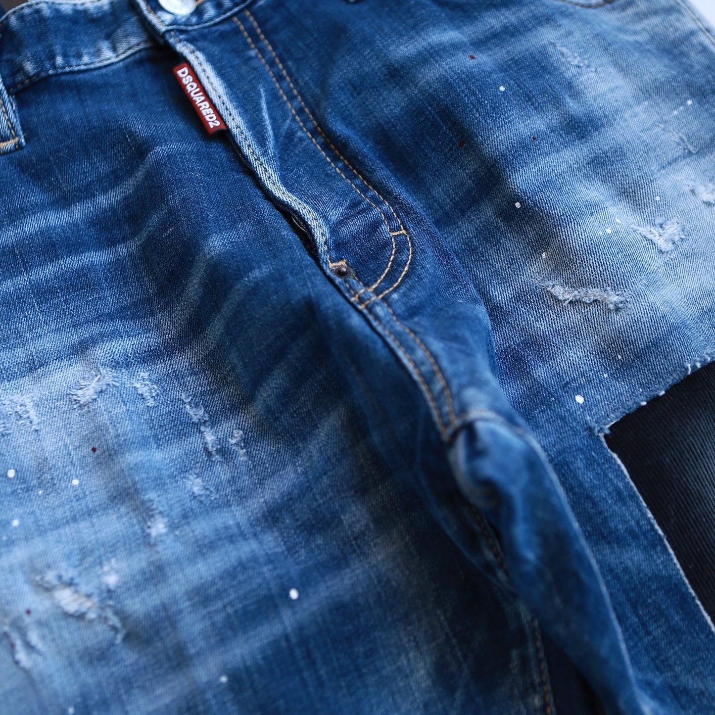 DSQUARED2  COOL GUY S74LB1549