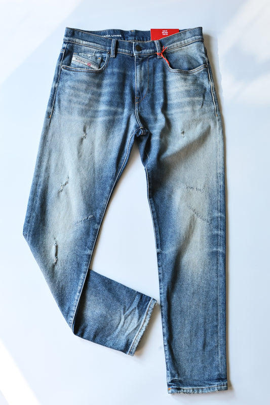 DIESEL 24SS D-STRUKT 09H55