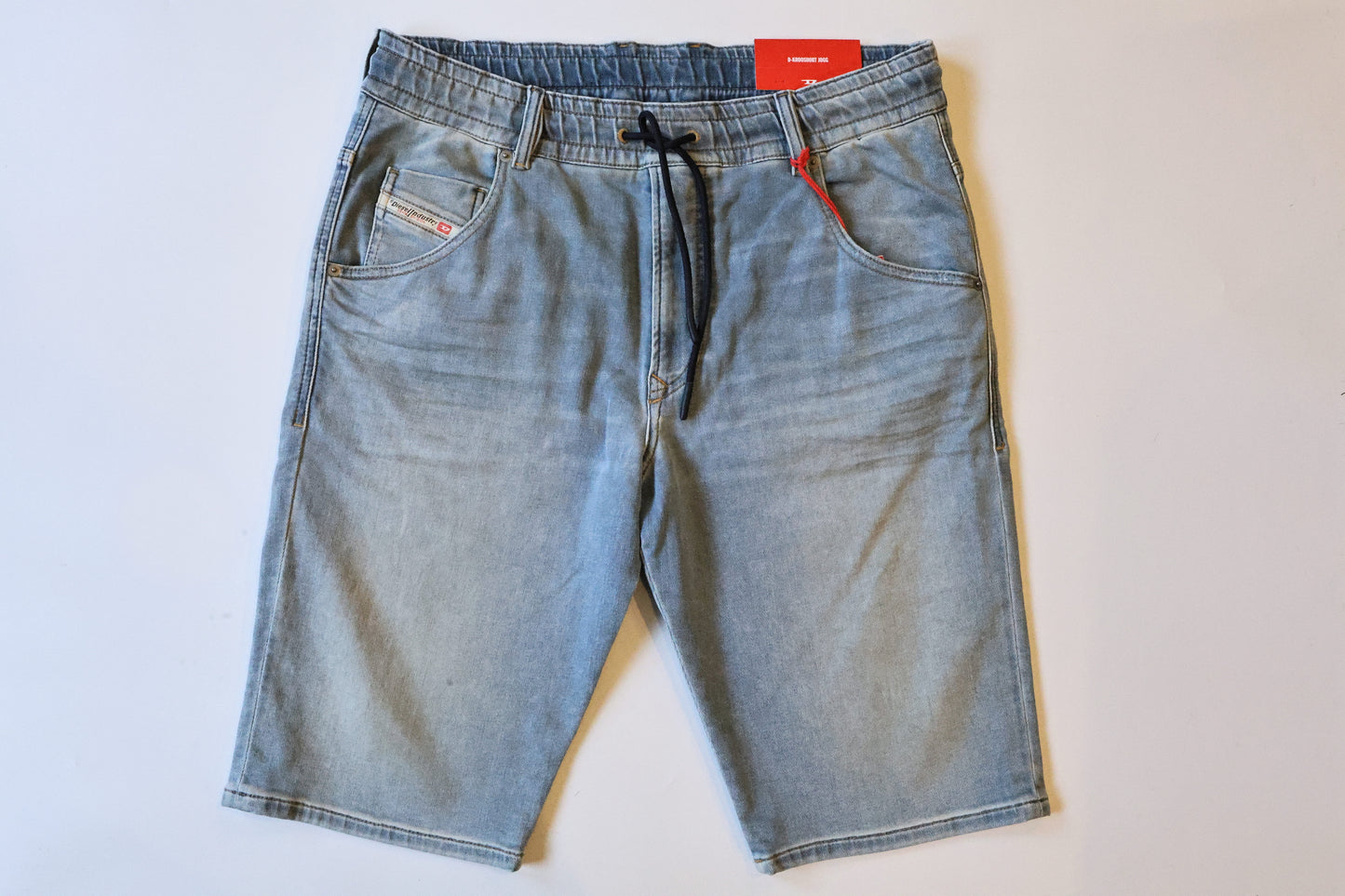 DIESEL 23FW D-KROOSHORT 068CW
