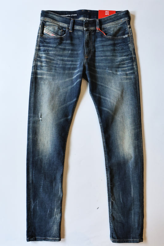 DIESEL 24SS SLEENKER 09H77